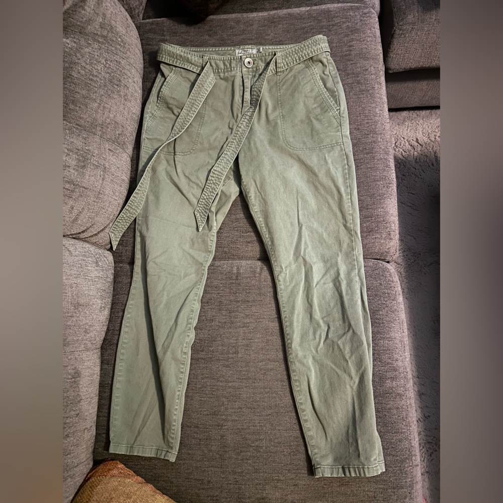 Vineyard Vines Chino Olive Tie Pants